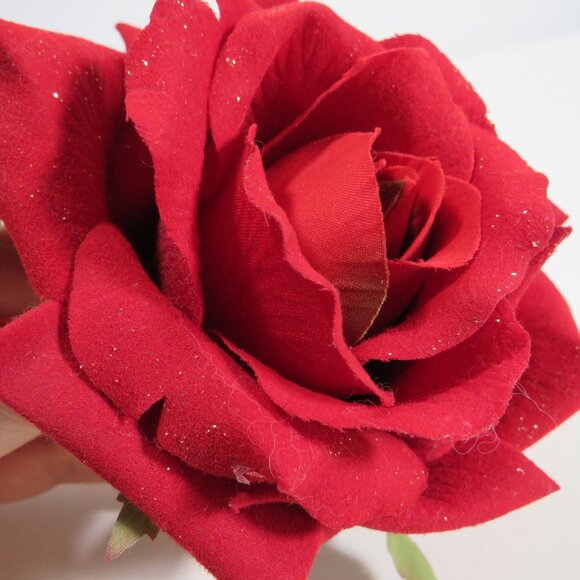 Rose Clip on Flower (for clothing, gift as bow, decor) on Alligator Clip - Picture 4 of 7